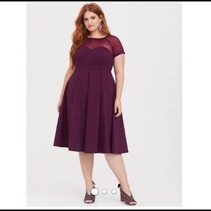 Plus Size Black Illusion Neck Swing Dress